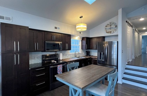 South End Condo | Bright & Airy Condo in South End Ocean City