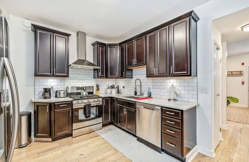 Fishtown House | Bright + Cozy! Sleeps 6! Fishtown Masterpiece! Free Street Parking!