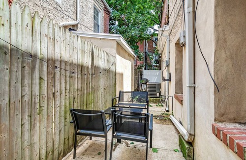 Fishtown House | Bright + Cozy! Sleeps 6! Fishtown Masterpiece! Free Street Parking!