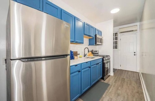 Fairlawn Apartment | Bright DC Retreat Extended Stays Welcome w/Parking