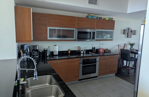 Fort Myers Apartment | Bright Ocean View 2-bedroom tower with AC in pleasant downtown Fort Myers