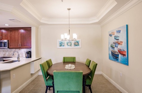 Pelican Condo | Bright, Spacious Condo w/Pool, Close to Beaches!