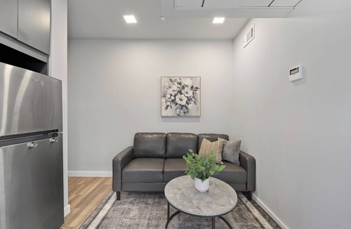 Northern Liberties Apartment | Bright urban studio, fully furnished