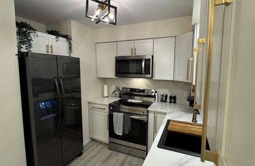 Temple Terrace House | Brightest shadownn