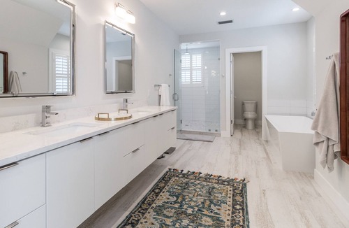 Longbeach Village House | Broadway Retreat: Luxurious 4 BR / 4.5 BA pool home with guest house.