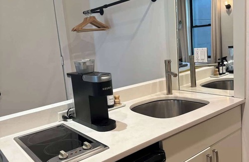 Bedford-Stuyvesant Apartment | Brooklyn modern studio apartment!