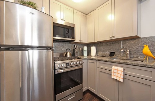 Park Slope Apartment | Brownstone retreat Prime location near the Park
