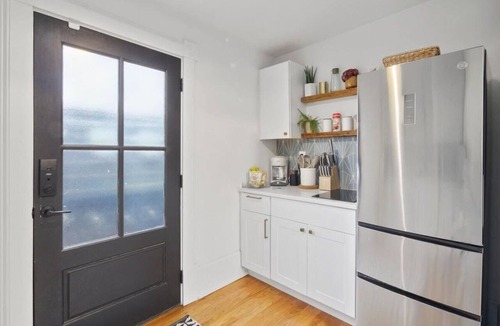 East Side Apartment | Buchanan