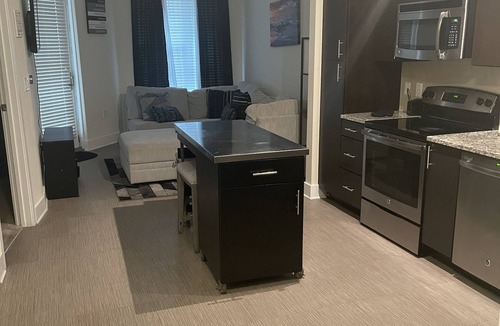 North Buckhead Condo | Buckhead Breathe Taking Condo