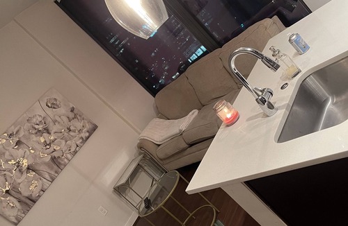 North Buckhead Apartment | Buckhead high rise secure access building