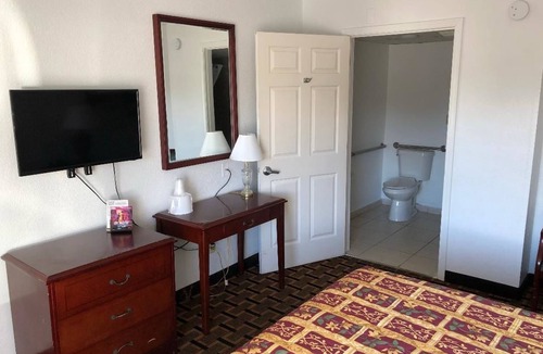 Cocoa West Hotel | Budget Inn Cocoa