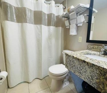 United Central Hotel | Budget Inn - St. Petersburg