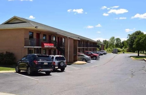 Richburg Hotel | Budget Lodging Perfect for Road Trips – Explore Richburg + Nearby Festivals