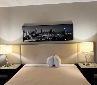 Cumberland Hotel | Budgetel Inns & Suites - Atlanta Galleria Stadium