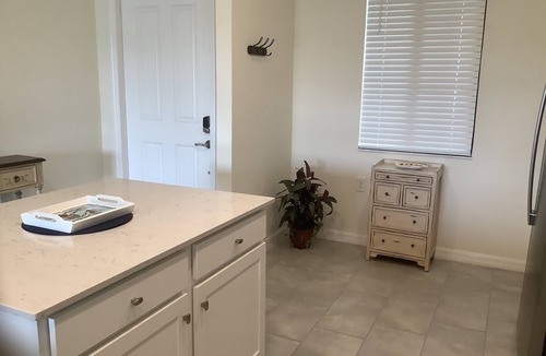 Lakewood Ranch Condo | Building in Lakewood Ranch? Need a temporary place to stay?