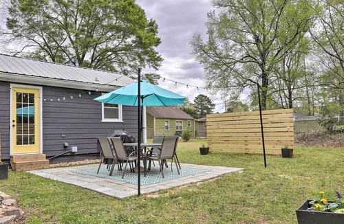 Covington House | Bungalow w/ Golf Cart, 1/2 Mi to Historic Square!