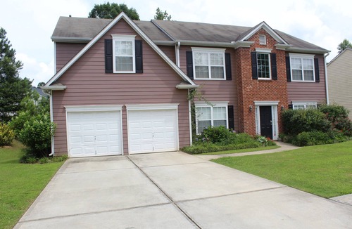 Fairburn House | BUSINESSES.DEALS FOR XTENDED STAYS. WELCOME.LARGE HOME Min FROM AIRPORT