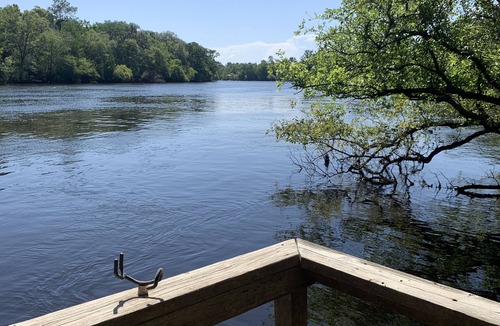 Old Town House | Butterfly Crossing peaceful getaway on the historic Suwannee. Fish, Boat, Relax