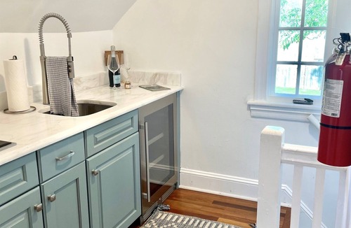 Cape May Hotel | Buttonwood Boutique Hotel Cottage B, Beach & Town