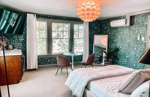 Cape May Hotel | Buttonwood Boutique Hotel Suite #5, Beach & Town