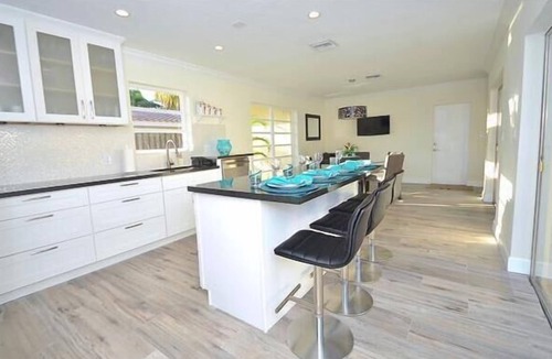 Bel Air House | BY THE SEA VACATION VILLAS 4 BED PRIVATE POOL/BEACH NEAR-LBTS gated community