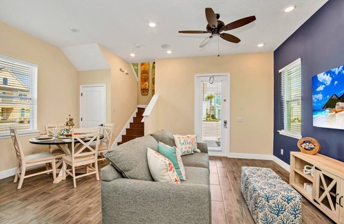 West Kissimmee Cottage | Cabin ∙ 2 bedrooms ∙ 6 guests