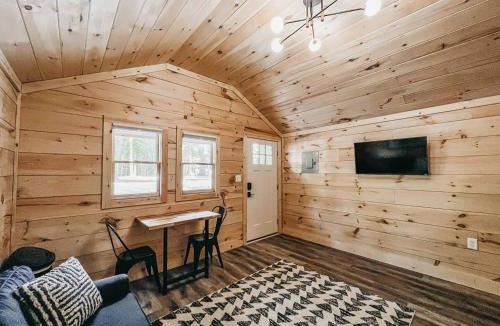 Hartwell Other | Cabin #9 One Bedroom with Kitchenette