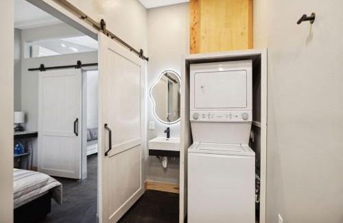 Lewis County House | Cabin 9