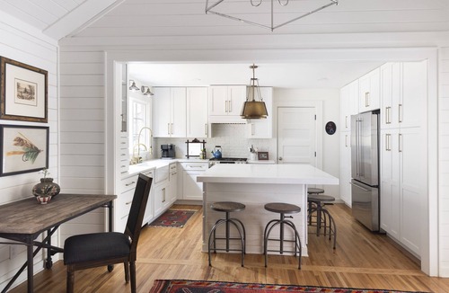 Lake Sequoyah Cottage | Cabin in the woods 3 bed/3 bath fireplace, bunk room, Starlink, walkable area