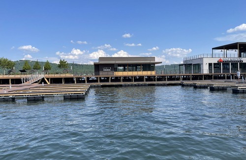 Guntersville Cottage | Cabin mountain side deck and privacy. Boat parking with electric and water.