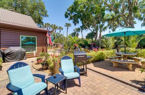 Okeechobee House | Cabin w/Boat Launch & Pool Access in Okeechobee