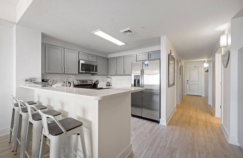 Panama City Beach Condo | Calypso 3-1702, Amazing View - Calypso Resort 3 BR 2 Bath - Pool/Hot Tub/Fir