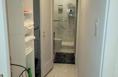 Downtown Baltimore Apartment | Camden Yards & University Of Maryland Apartment