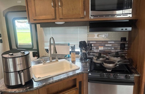 Elizabethton House | Camp, Relax, Explore your Tennessee Escape