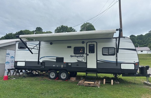 Elizabethton House | Camp, Relax, Explore your Tennessee Escape