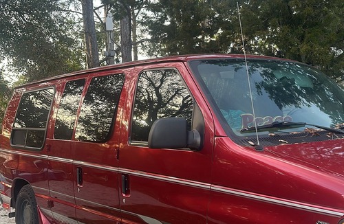 Brooksville RV Rental | Camp/sleep van laundry Clean restrooms Nature WiFi central Fl. You will love it