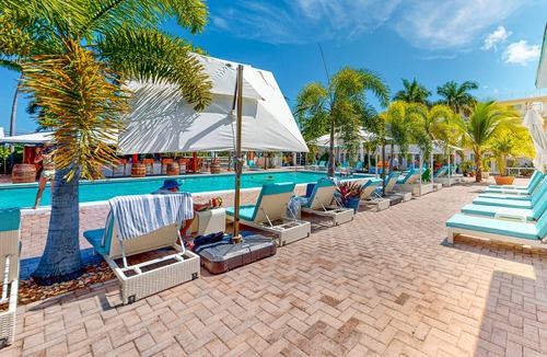 Marathon Condo | Canal-front condo with amazing views & convenient location