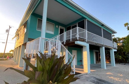 Eden Pines House | Canal Front Home Showcasing Stellar Sunsets with Ocean Access