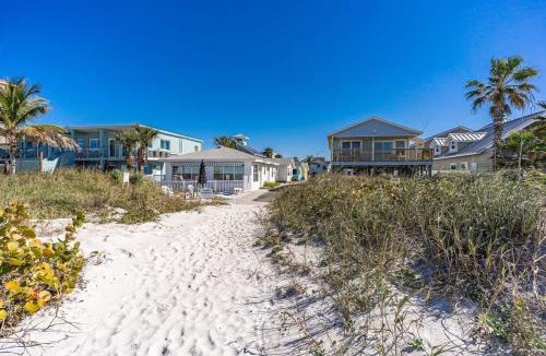 Indian Shores House | Canary Beach Cottage