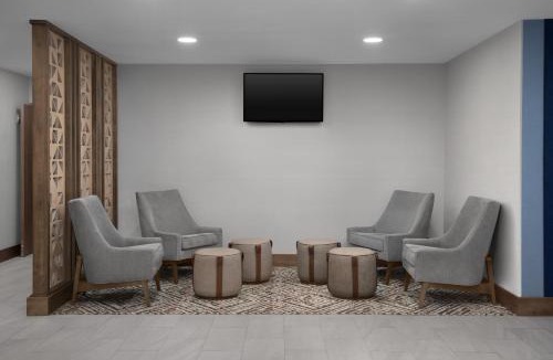 Pumphrey Hotel | Candlewood Suites Baltimore - BWI Airport NE by IHG