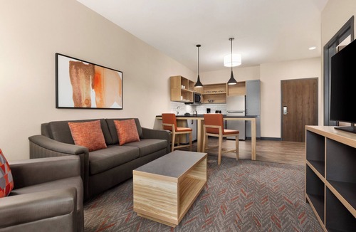 Pumphrey Hotel | Candlewood Suites Baltimore - BWI Airport NE