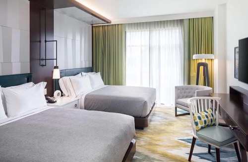 SouthPark Hotel | Canopy By Hilton Charlotte SouthPark