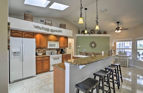 Pelican House | Cape Coral Abode - Near Sun Splash Park & Beach!