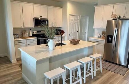 Lochmoor Waterway Estates House | Cape Coral/Ft. Myers Waterfront Four Bedroom Home, 4 bdr/3 bath Cape Coral/Ft. Myers Home