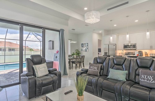 Mariner House | Cape Coral Home w/Screened-In Lanai + Pool!