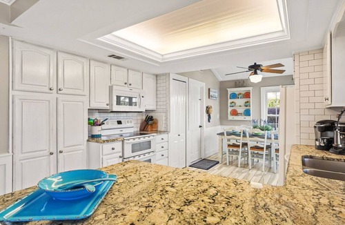 Fort Myers House | Cape Lake House Lake Front