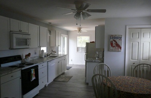 Villas House | CAPE MAY BEACH,PET FRIENDLY, lovely home 1 block to dog friendly beach, preserve