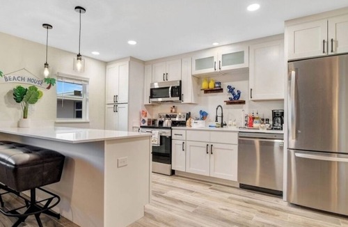 Cape Caneveral Beach Gardens Condo | Cape Twelve 🌴🌞