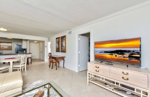Lely Golf Estates Condo | Capri Vacation Rental: newly upgraded 2-bed, 2-bath condo in Lely Golf Resort, just a short drive from 5th Avenue, golf courses, and dining. Enjoy stunning views of the 10th hole and resort-style pool, plus convenient access to all amenities