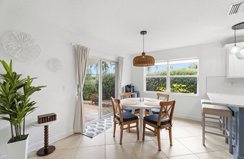 Palm City House | Captain's Coastal Retreat